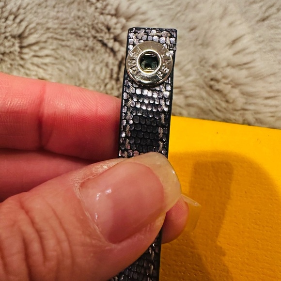 Fendi bracelet - Picture 10 of 12